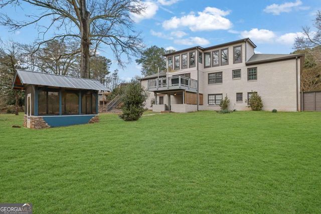 9785 La View Circle, Roswell, GA 30075