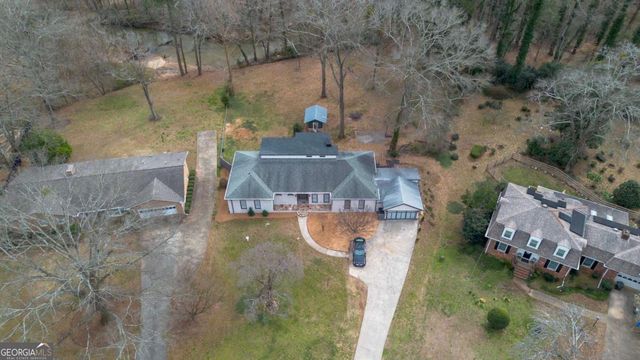 9785 La View Circle, Roswell, GA 30075