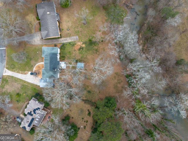 9785 La View Circle, Roswell, GA 30075