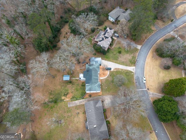 9785 La View Circle, Roswell, GA 30075