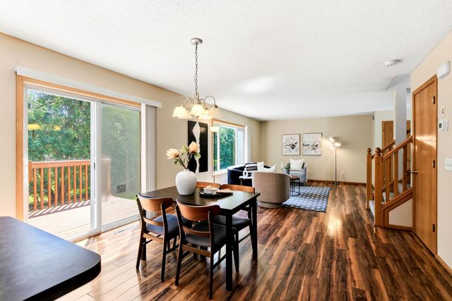 1676 Philipp Way, Shakopee, MN 55379