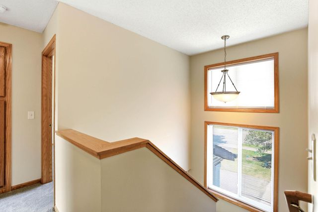 1676 Philipp Way, Shakopee, MN 55379