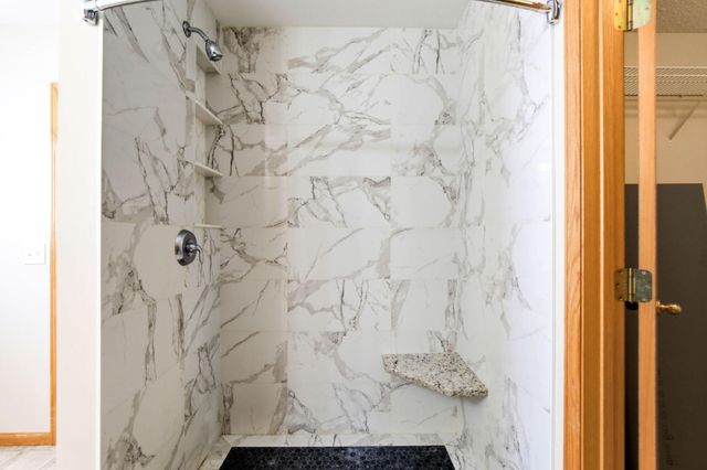 1676 Philipp Way, Shakopee, MN 55379