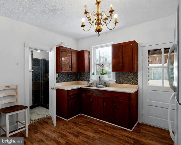 236 KOSSUTH ST, Riverside, NJ 08075