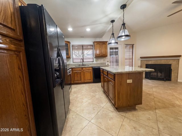 170 E GUADALUPE Road 142, Gilbert, AZ 85234