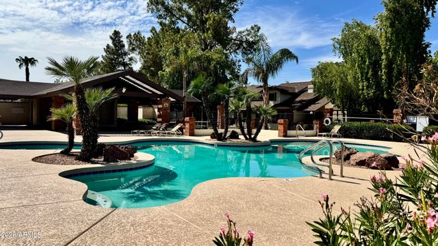 170 E GUADALUPE Road 142, Gilbert, AZ 85234