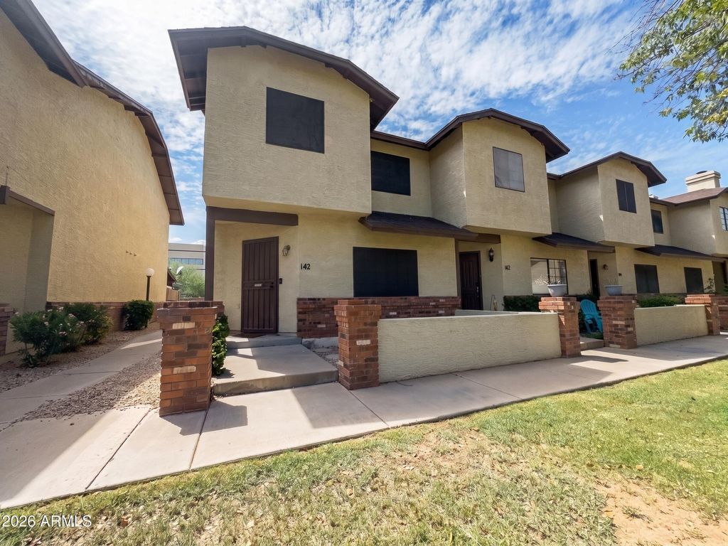 170 E GUADALUPE Road 142, Gilbert, AZ 85234