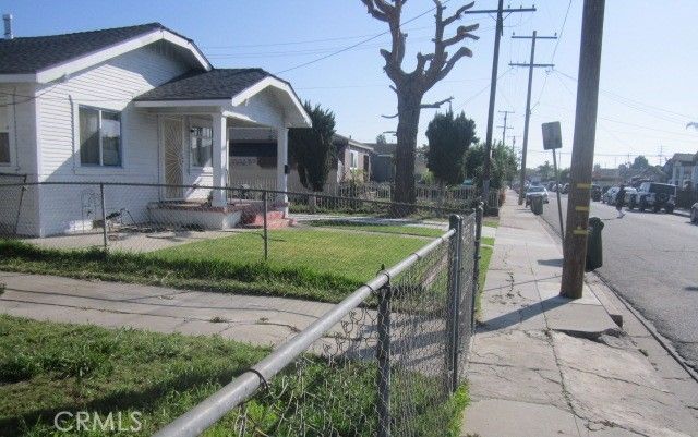 315 W Cedar, Compton, CA 90220