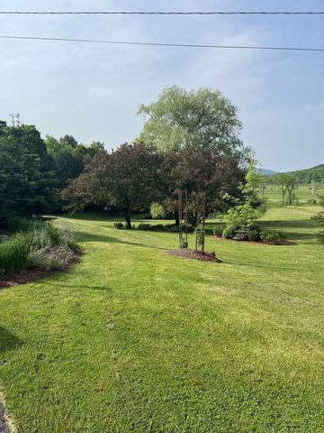 13 Austin Road, Fairfax, VT 05454