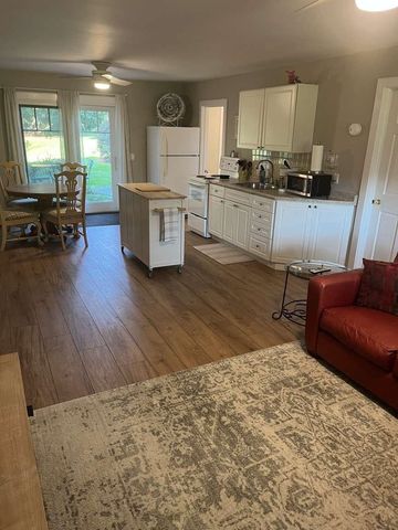 13 Austin Road, Fairfax, VT 05454
