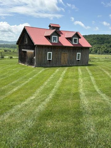13 Austin Road, Fairfax, VT 05454