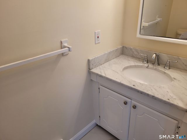 73 Park Avenue 311, Danbury, CT 06810