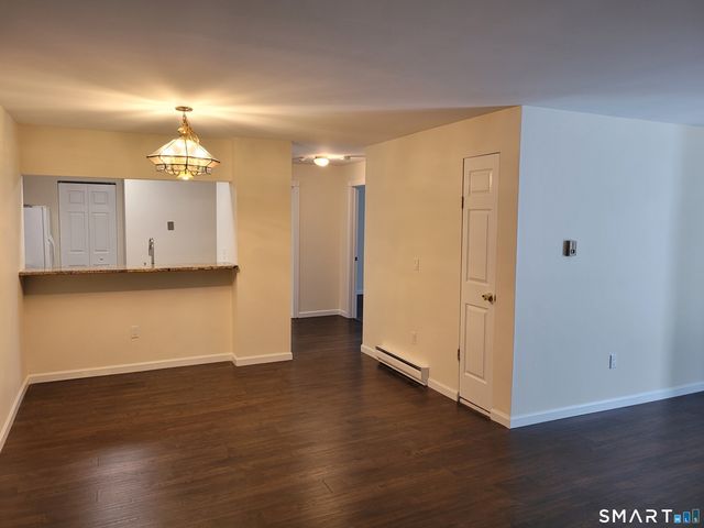 73 Park Avenue 311, Danbury, CT 06810