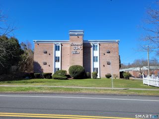 73 Park Avenue 311, Danbury, CT 06810