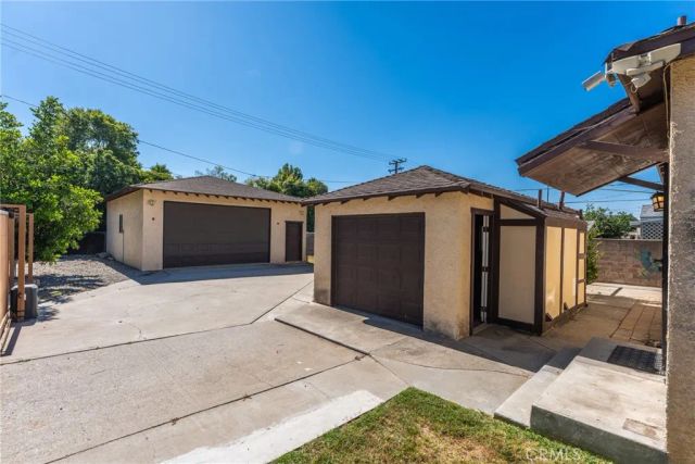 4793 Acacia, San Bernardino, CA 92407