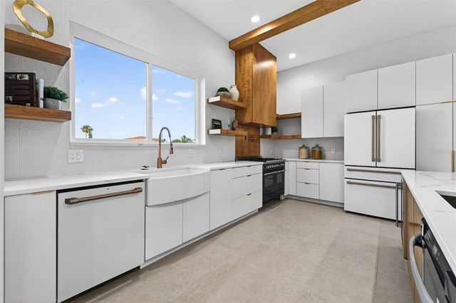 3221 GULF BOULEVARD, Belleair Beach, FL 33786