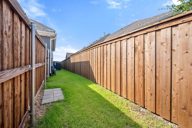 2237 Rue Court, Fort Worth, TX 76008