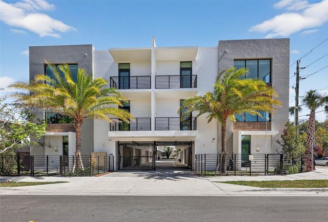 515 NE 61st St, Miami, FL 33137