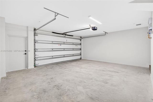 515 NE 61st St, Miami, FL 33137