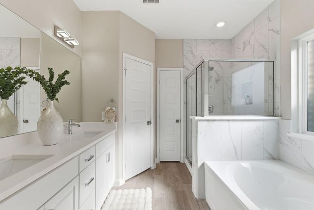 2443 Inlet Court, Fresno, TX 77545