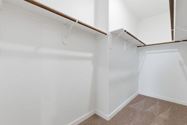 2443 Inlet Court, Fresno, TX 77545