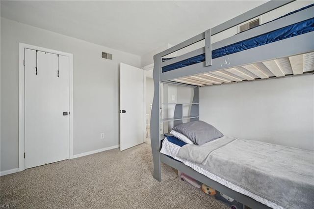 845 Saint James DR, Virginia Beach, VA 23455