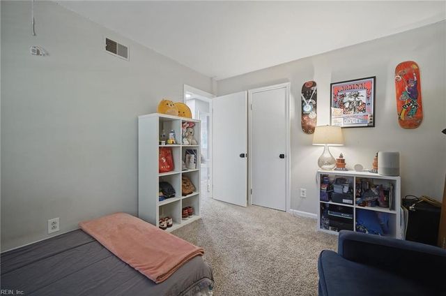 845 Saint James DR, Virginia Beach, VA 23455