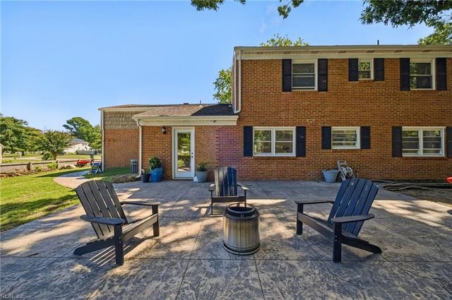 845 Saint James DR, Virginia Beach, VA 23455