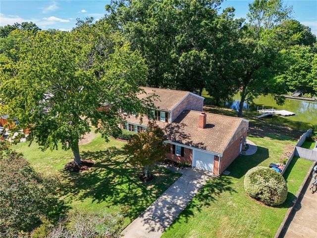 845 Saint James DR, Virginia Beach, VA 23455
