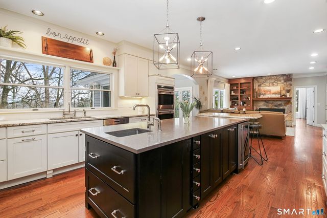 71 Heming Way, Stamford, CT 06903