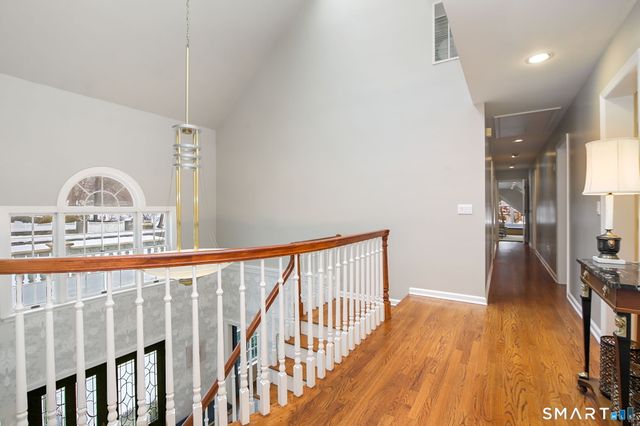 71 Heming Way, Stamford, CT 06903