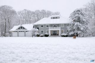 71 Heming Way, Stamford, CT 06903