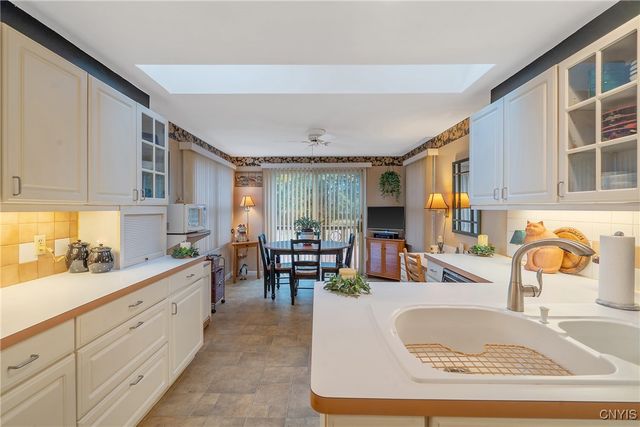 7247 Manlius Center Road, Manlius, NY 13057