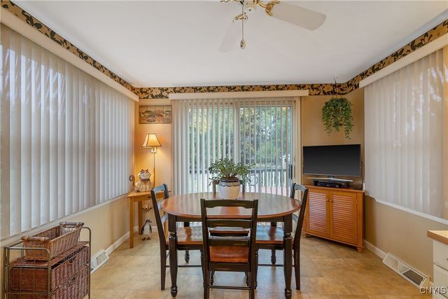 7247 Manlius Center Road, Manlius, NY 13057