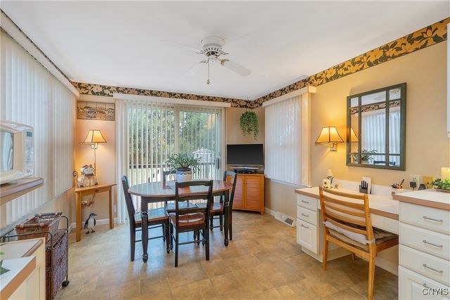 7247 Manlius Center Road, Manlius, NY 13057