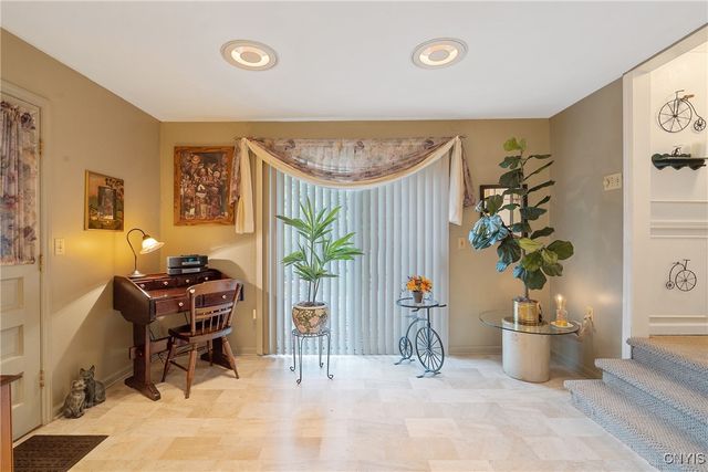 7247 Manlius Center Road, Manlius, NY 13057