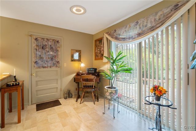 7247 Manlius Center Road, Manlius, NY 13057