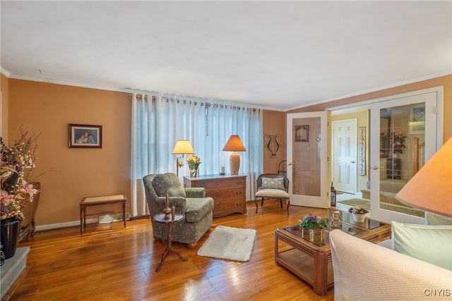 7247 Manlius Center Road, Manlius, NY 13057