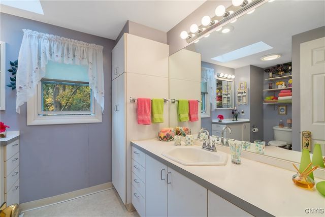 7247 Manlius Center Road, Manlius, NY 13057