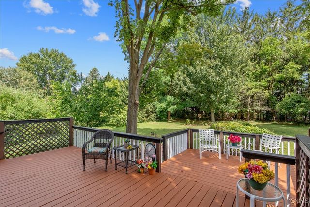 7247 Manlius Center Road, Manlius, NY 13057