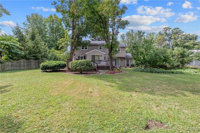 7247 Manlius Center Road, Manlius, NY 13057