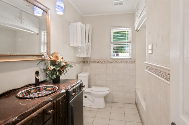 808 Hilltop Drive, Weatherford, TX 76086