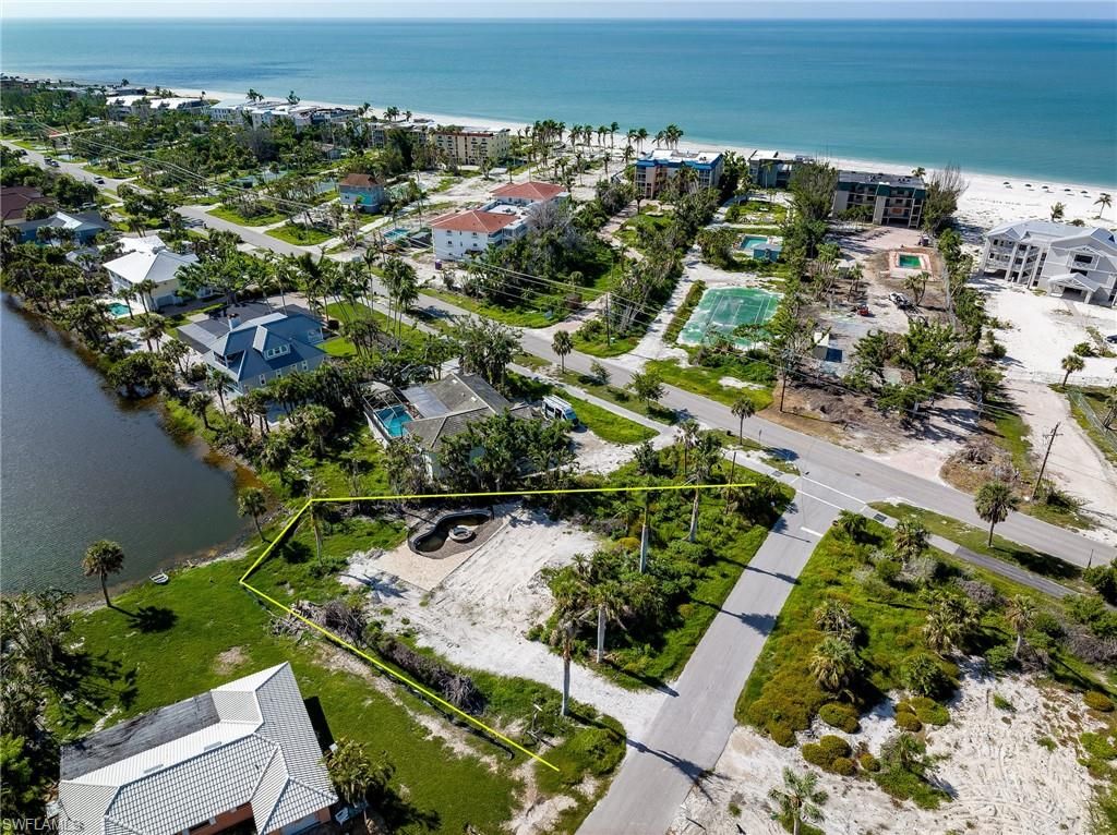 327 Palm Lake DR, SANIBEL, FL 33957 — photo 3