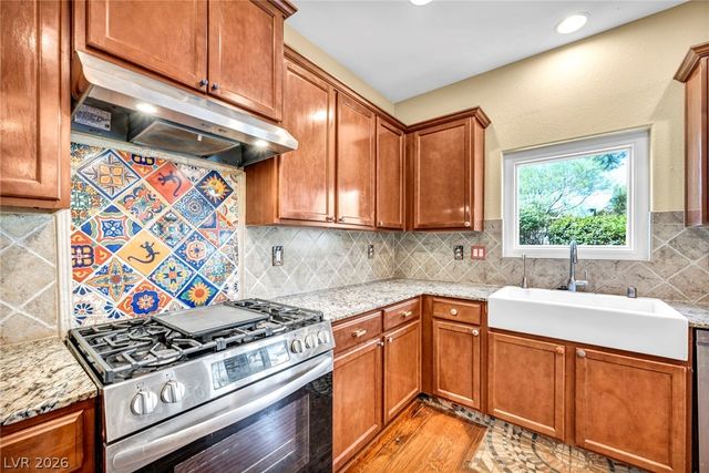 6049 Paddleboat Street, North Las Vegas, NV 89031