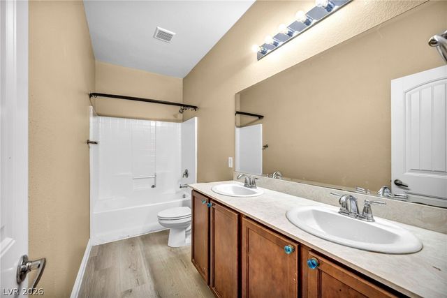 6049 Paddleboat Street, North Las Vegas, NV 89031