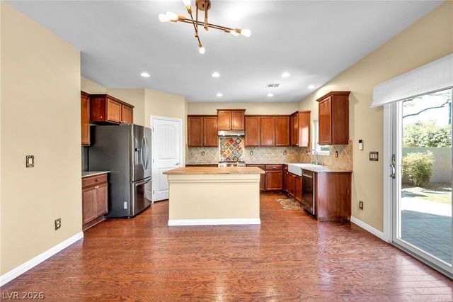 6049 Paddleboat Street, North Las Vegas, NV 89031