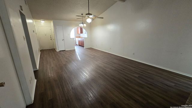7204 HARDESTY, San Antonio, TX 78250