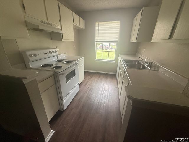 7204 HARDESTY, San Antonio, TX 78250