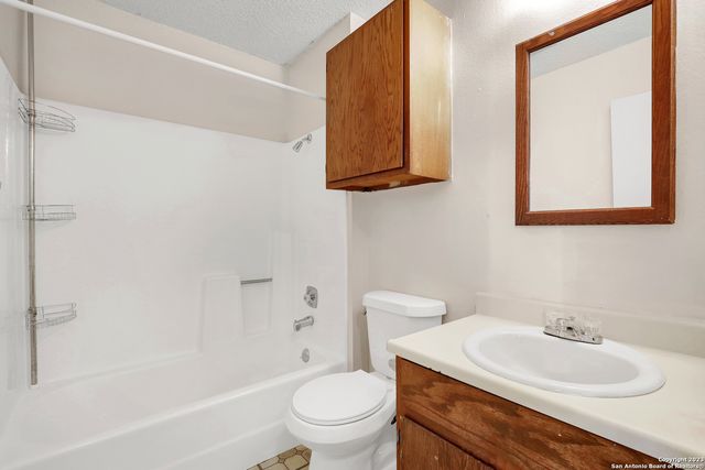 7204 HARDESTY, San Antonio, TX 78250