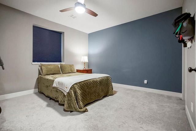 211 Broadmoor Drive, Louisburg, KS 66053